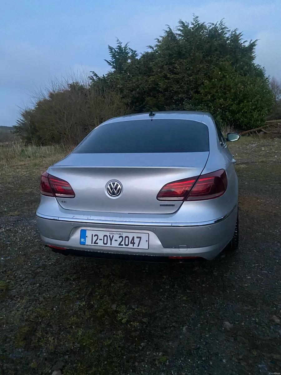 12 Volkswagen Passat CC - Image 3
