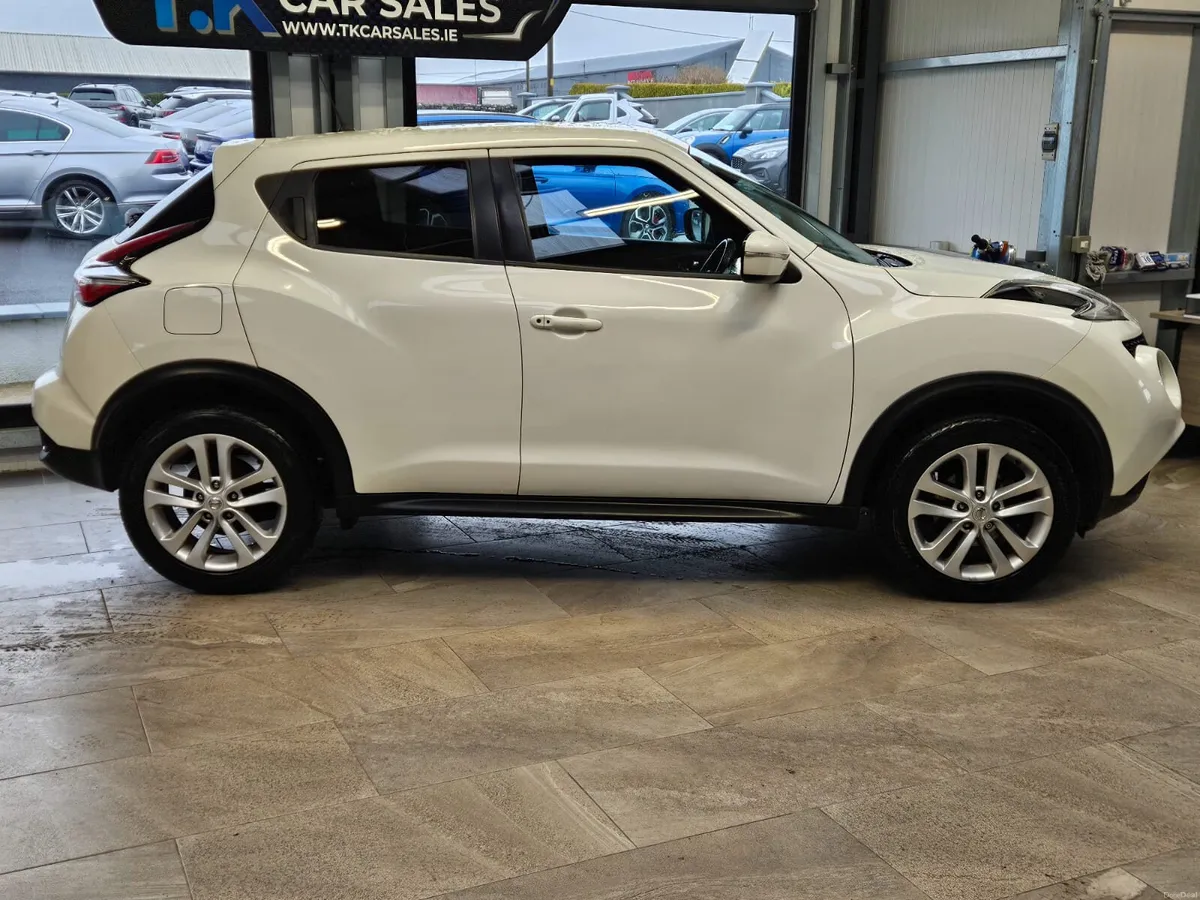 17 NISSAN JUKE  N-CONNECTA EDITION - Image 2