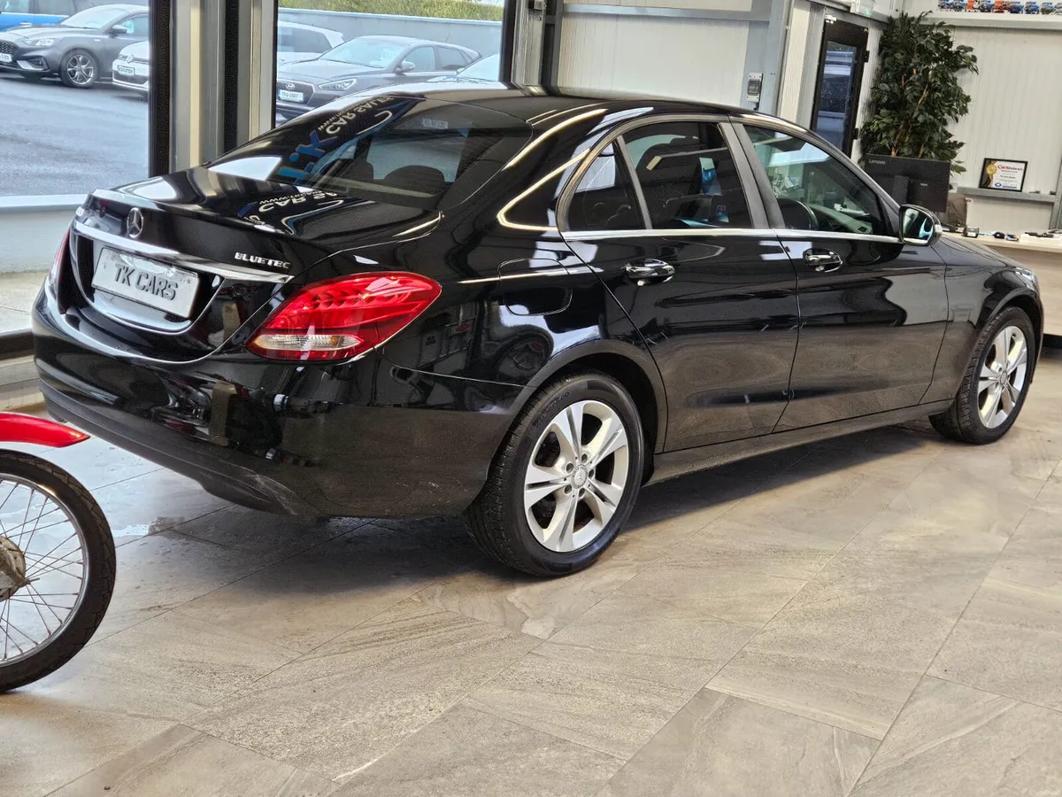 15 MERCEDES-BENZ C-CLASS C 200 BLUETEC A/T 4DR AUT - Image 3