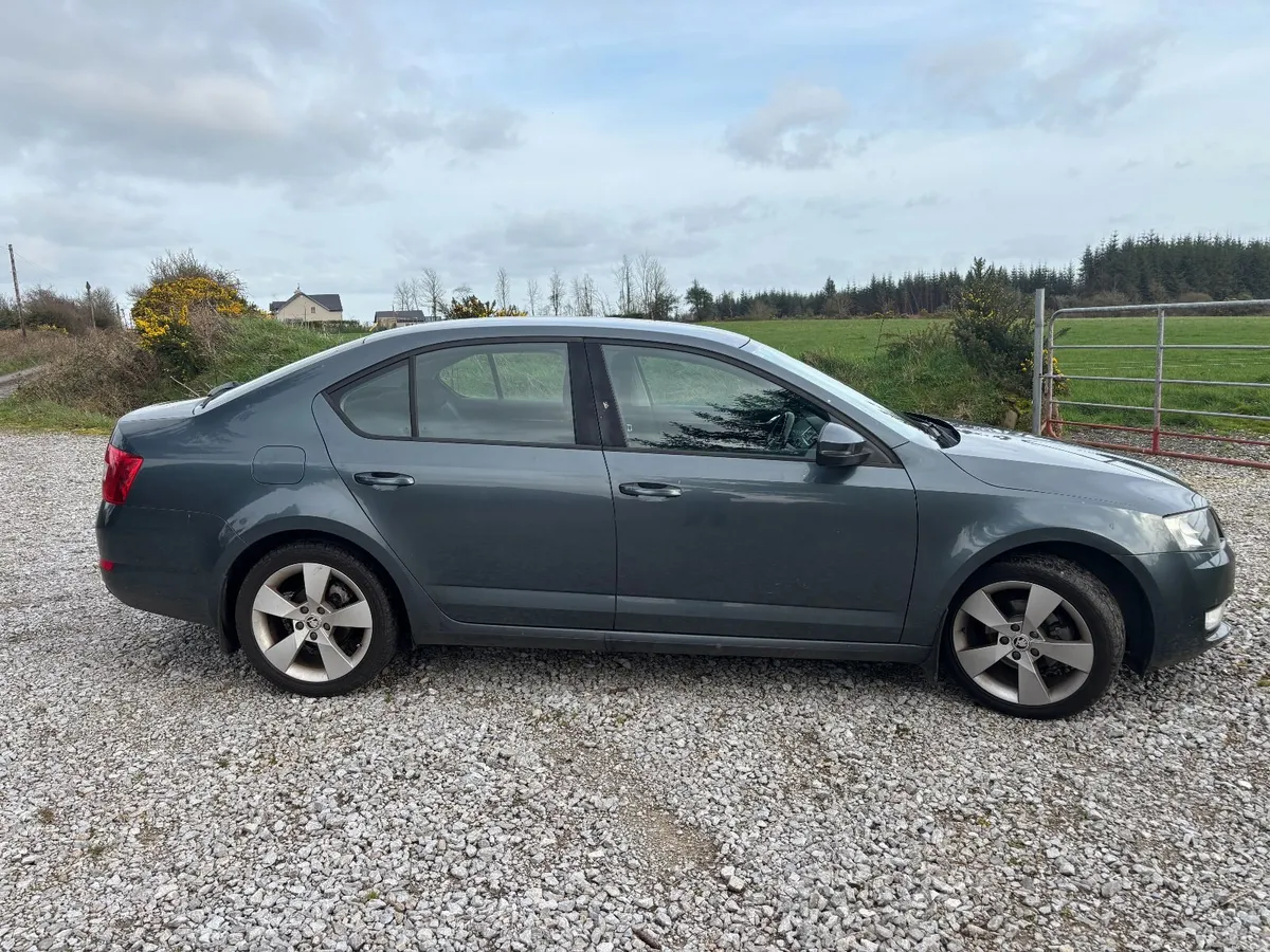 Skoda Octavia 2014 service history NCT - Image 3