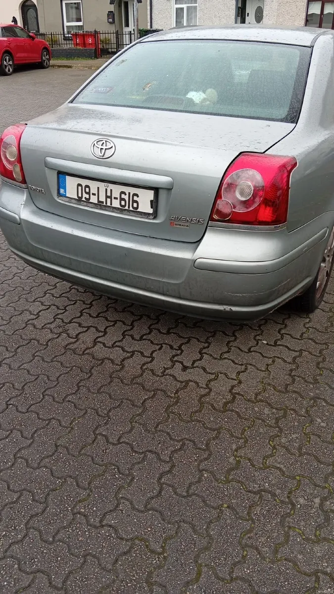 Toyota Avensis 2009 - Image 4