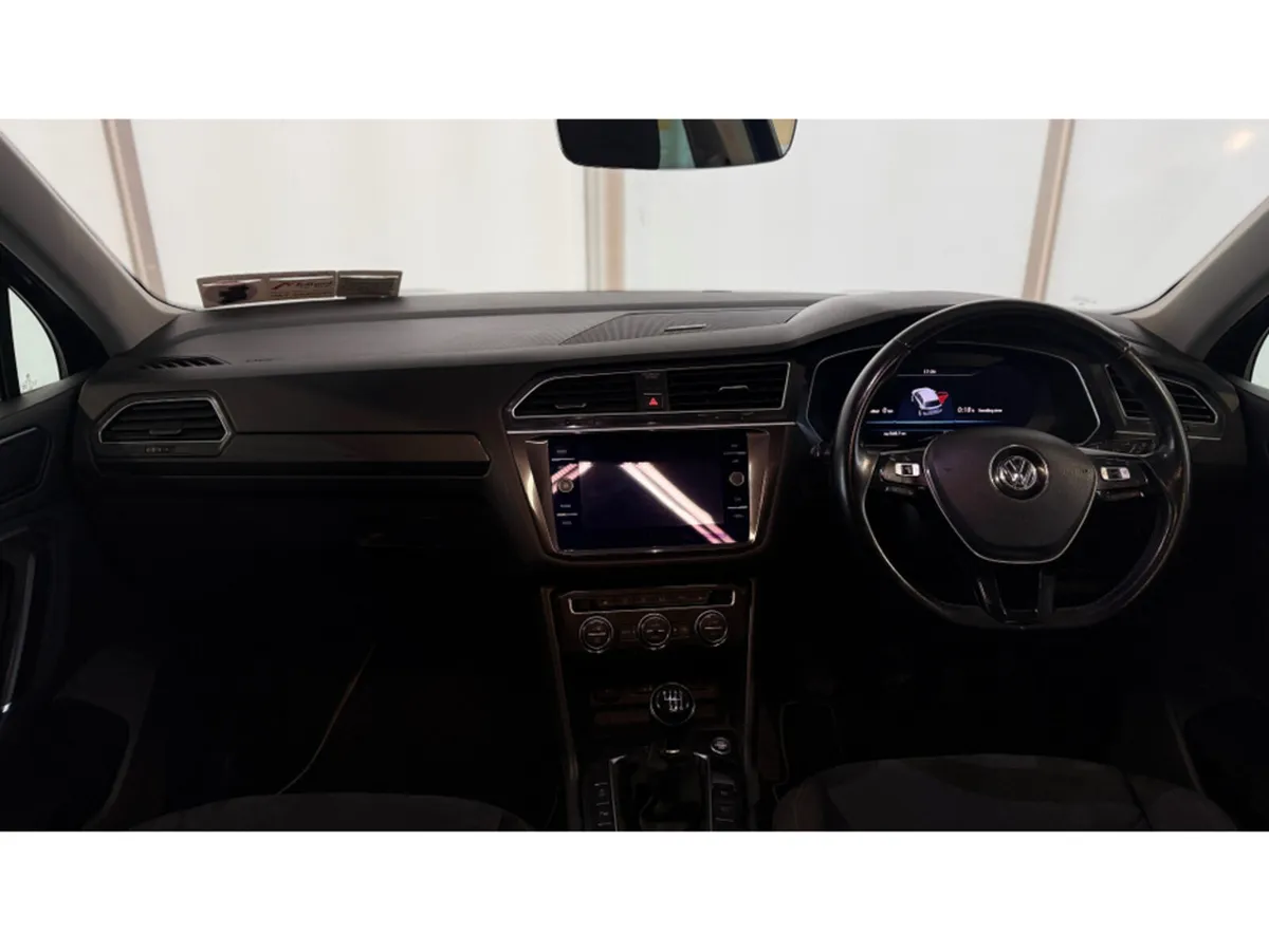 Volkswagen Tiguan HIGHLINE 2.0 TDI 150HP M MANUAL - Image 3
