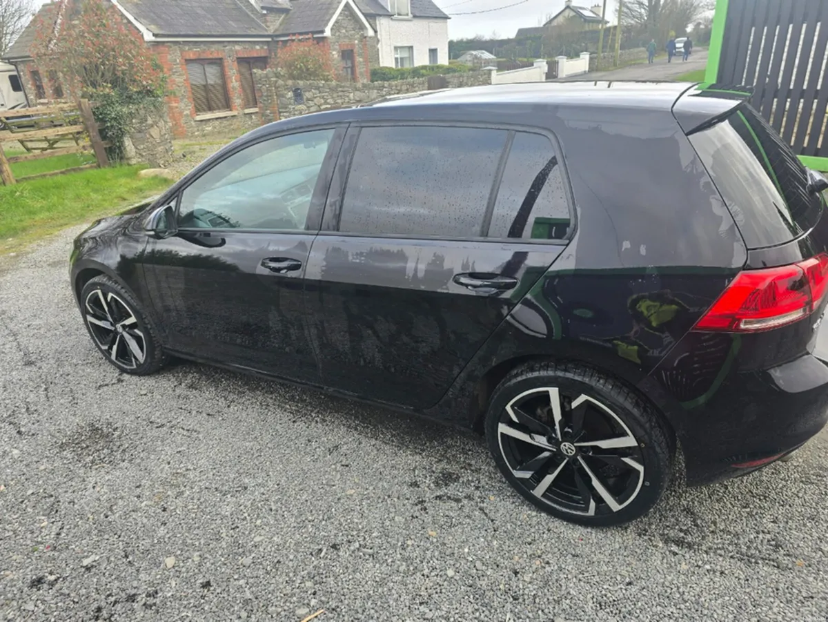 Volkswagen Golf TSI COMFORTLINE - Image 3