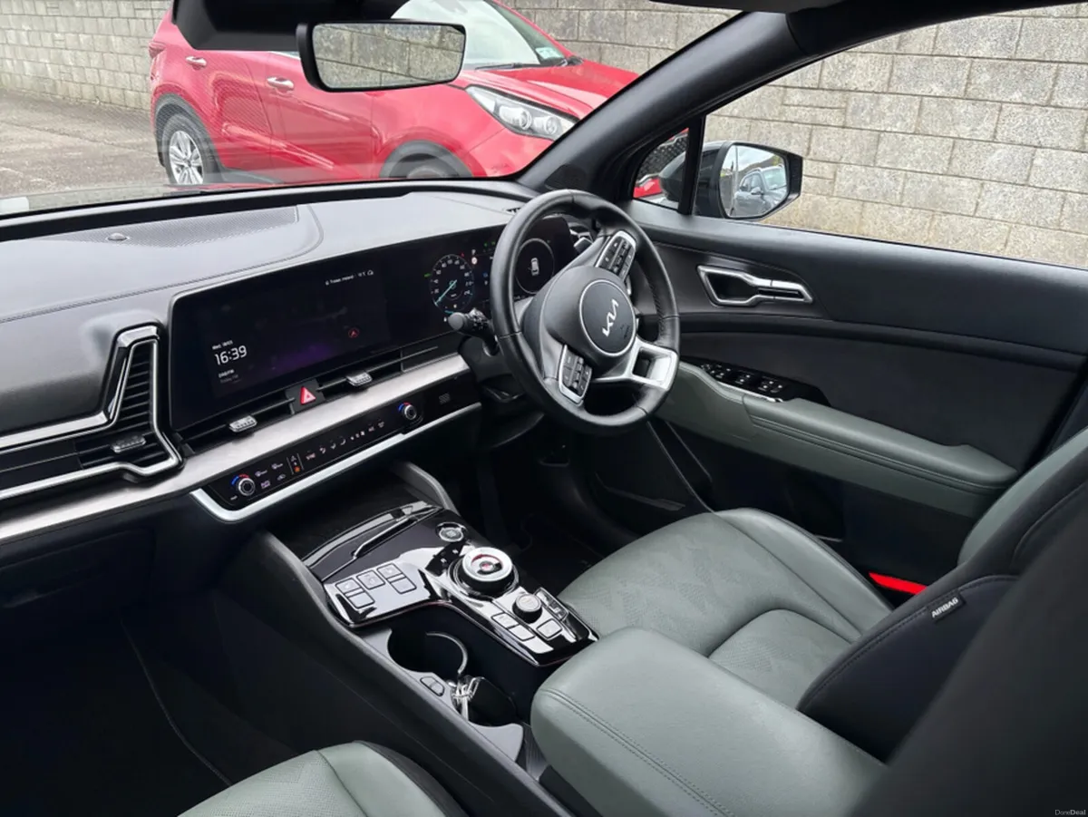 Kia Sportage PHEV MY25 - Image 4