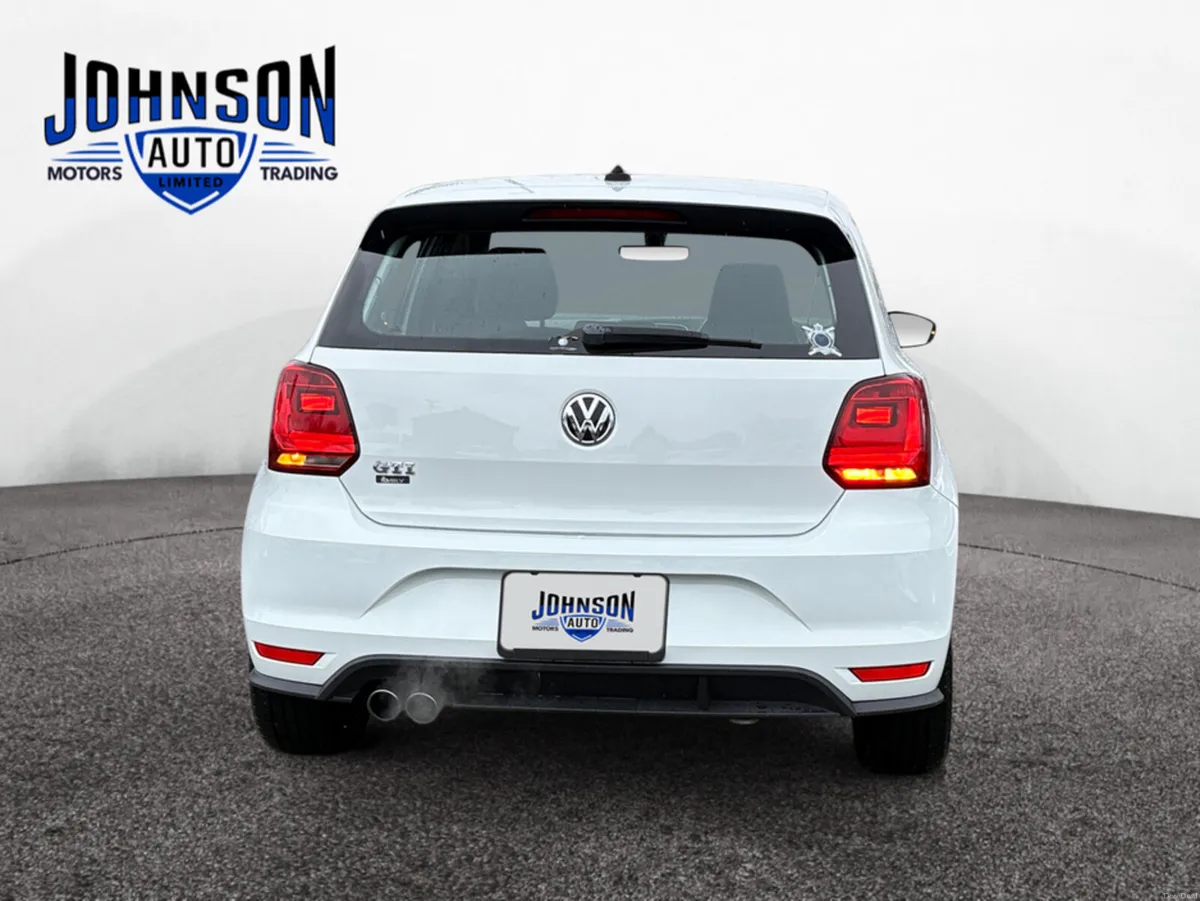 Volkswagen Polo 1.8 Petrol Auto - Image 4