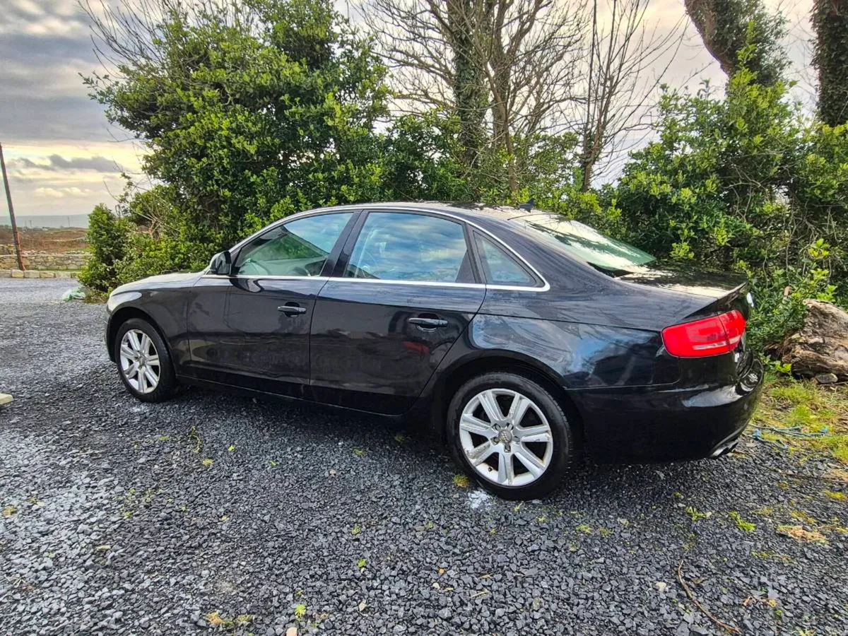 Audi A4 - Image 2
