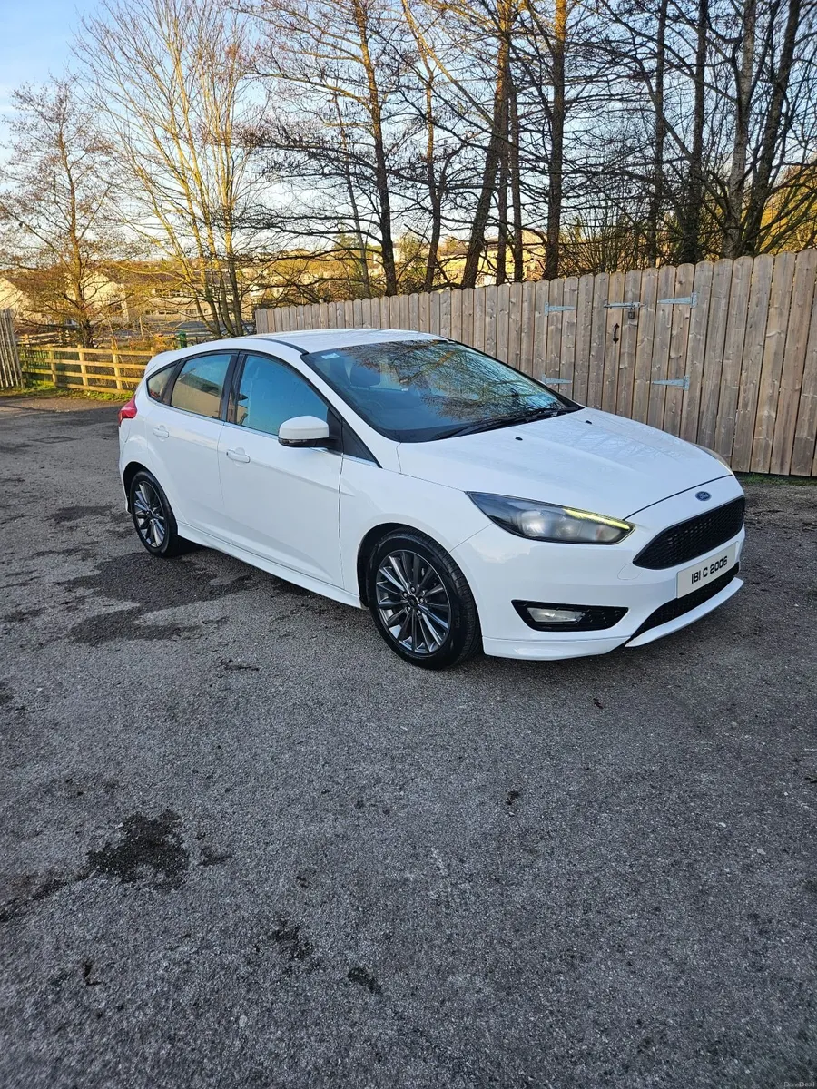 181 FORD FOCUS  ST LINE - Image 1