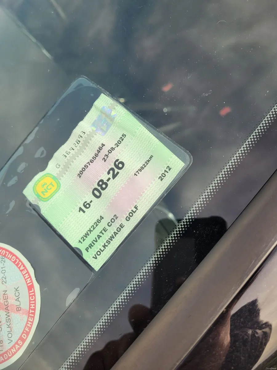 Volkswagen Golf 2012 - Image 1