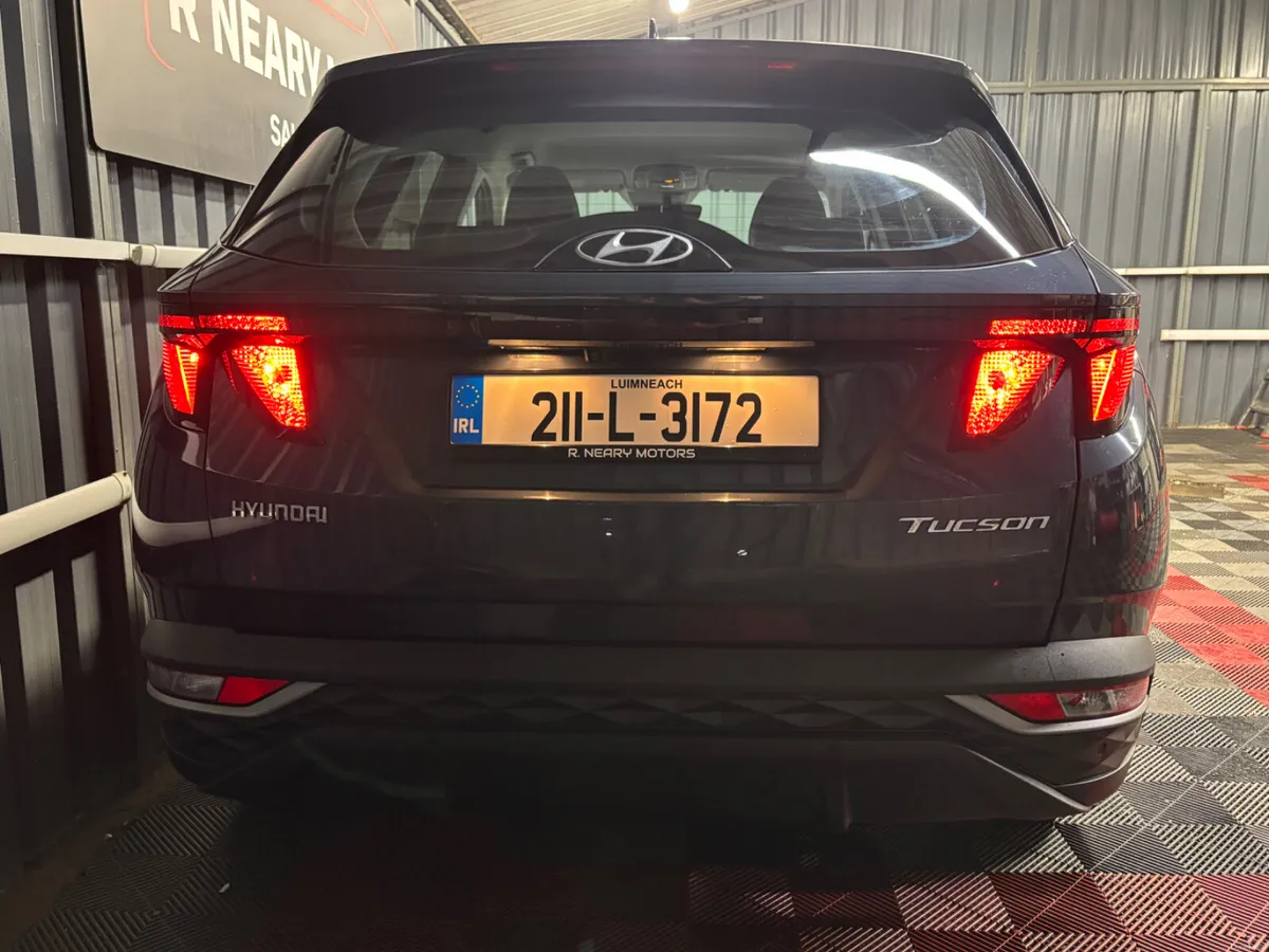 2021 Hyundai Tucson 2WD Manual Diesel Executive - Image 2
