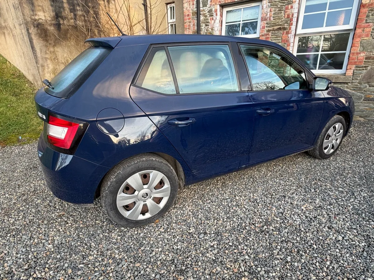 2017 Skoda Fabia 1.0 - Image 4