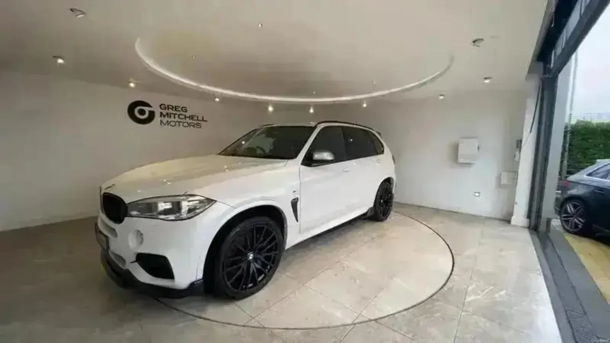 BMW X5 xDrive30d M Sport 5dr Auto [7 Seat] - Image 3