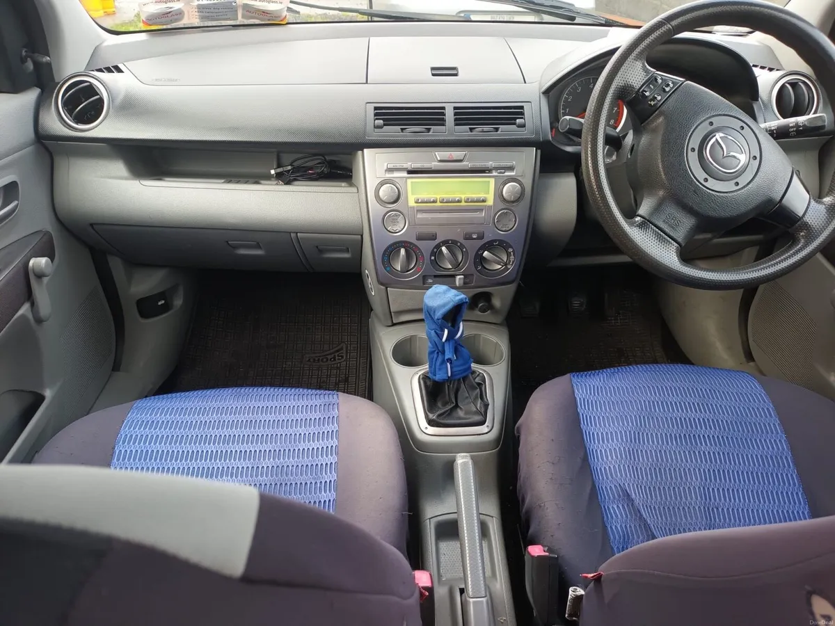 Mazda 2 2004 – 1.3 Petrol – NCT Jan 2027 - Image 2