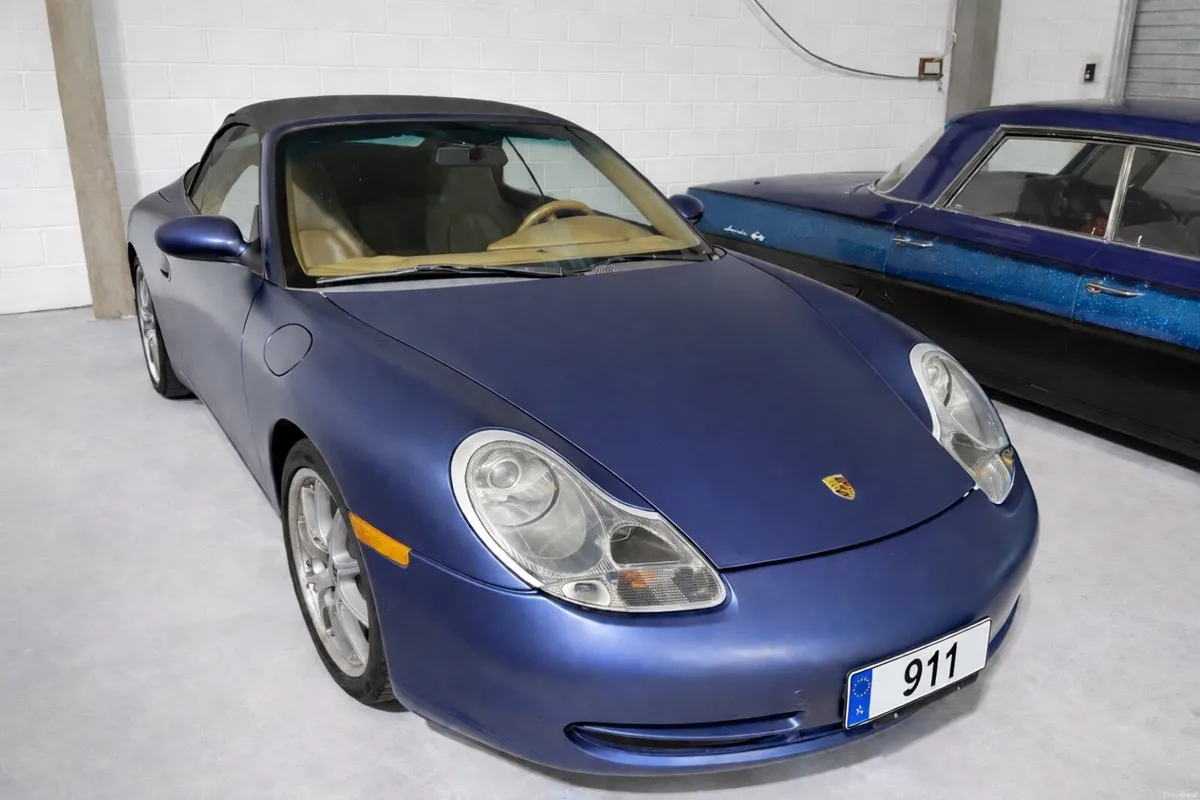 Porsche 911 (996) carerra cabriolet - Image 2