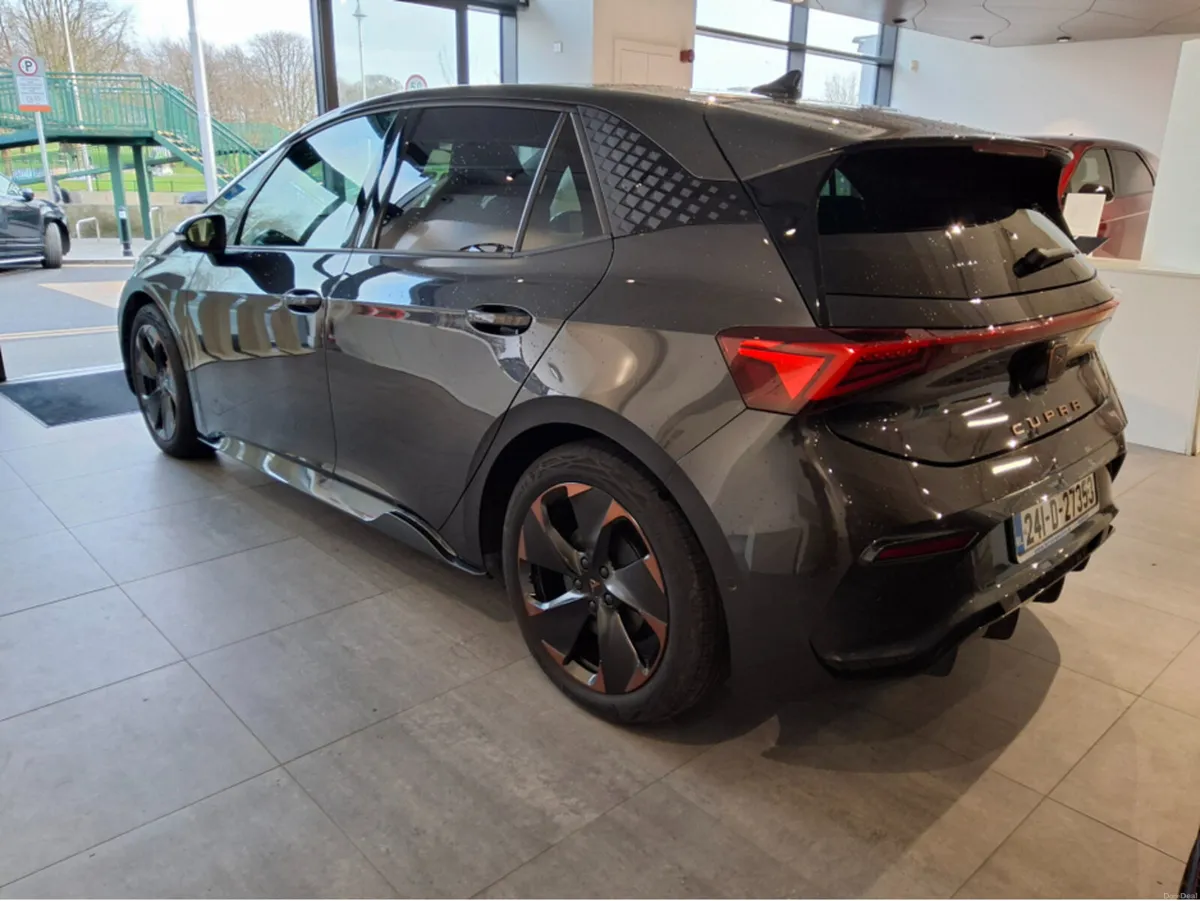 Cupra Born 58KWH 204BHP ** Mega Spec ** Pan Roof * - Image 4
