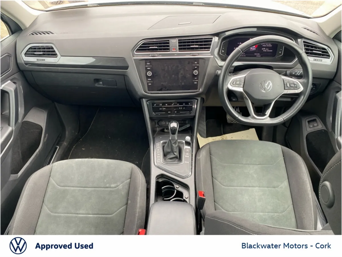 Volkswagen Tiguan 1.4TSI 245BHP ELEGANCE HYBRID *W - Image 3