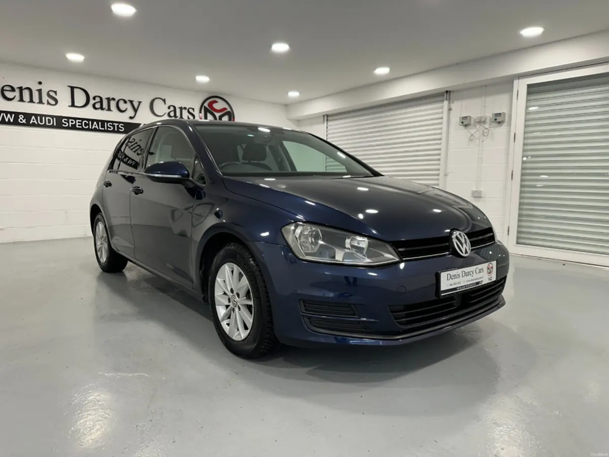 Volkswagen Golf (142) TRENDLINE 1.2TSI DSG LOW KMS - Image 3