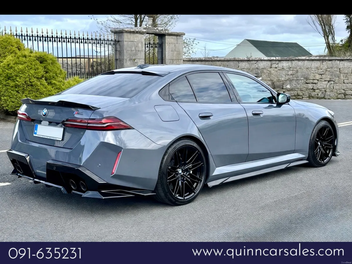 BMW M5 ULTIMATE PACK 730 BHP==COST €180K NEW==CARB - Image 3