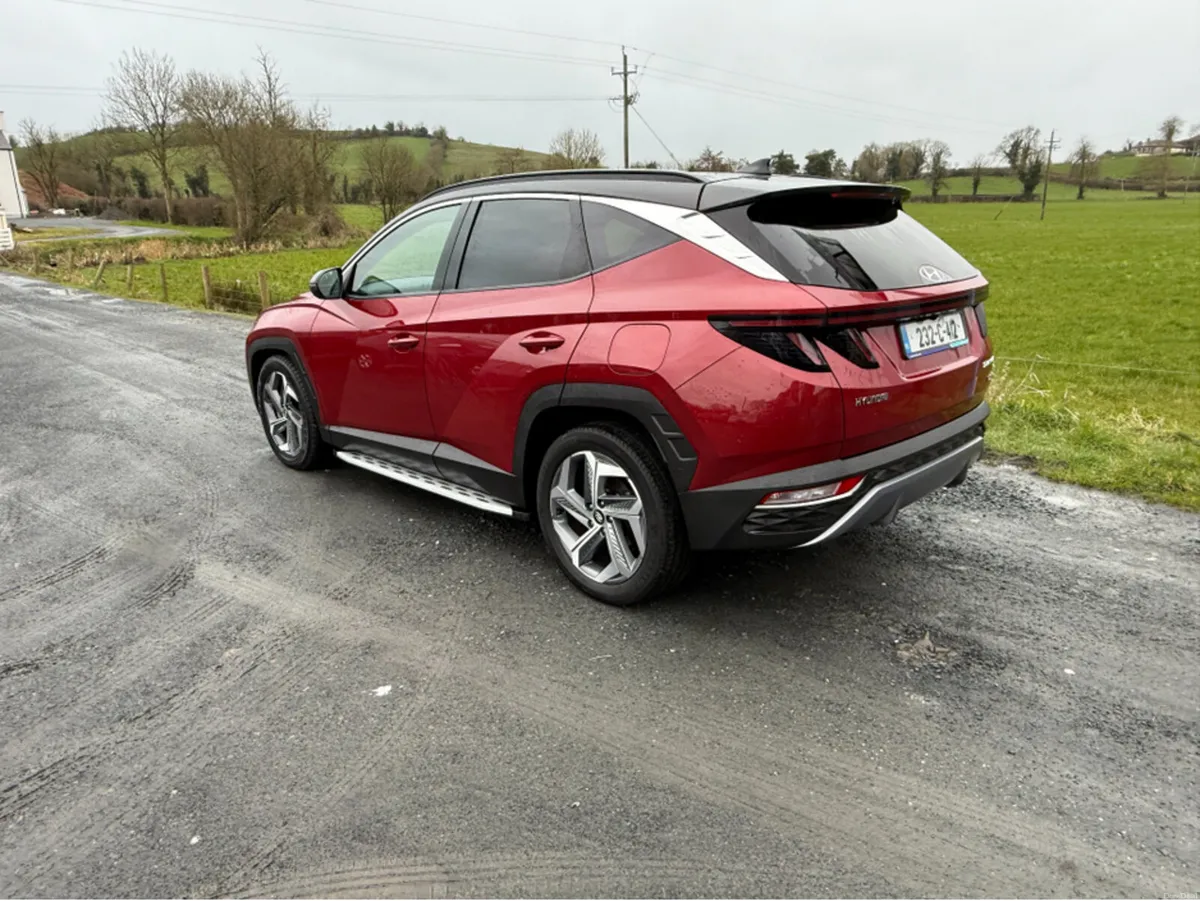 Hyundai Tucson IX35 PHEV EXECUTIVE PLUS TWO TONE 5 - Image 3