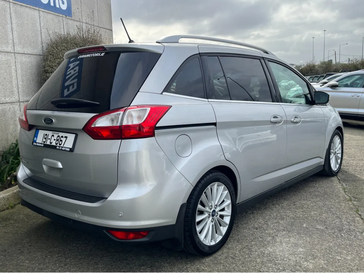 Ford Grand C-Max 7 SEATER TITANIUM 1.5 DIESEL //LO - Image 5