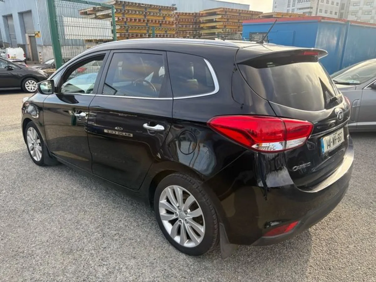 2014 Kia Carens Platinum 1.7L Diesel 7 Seater - Image 4