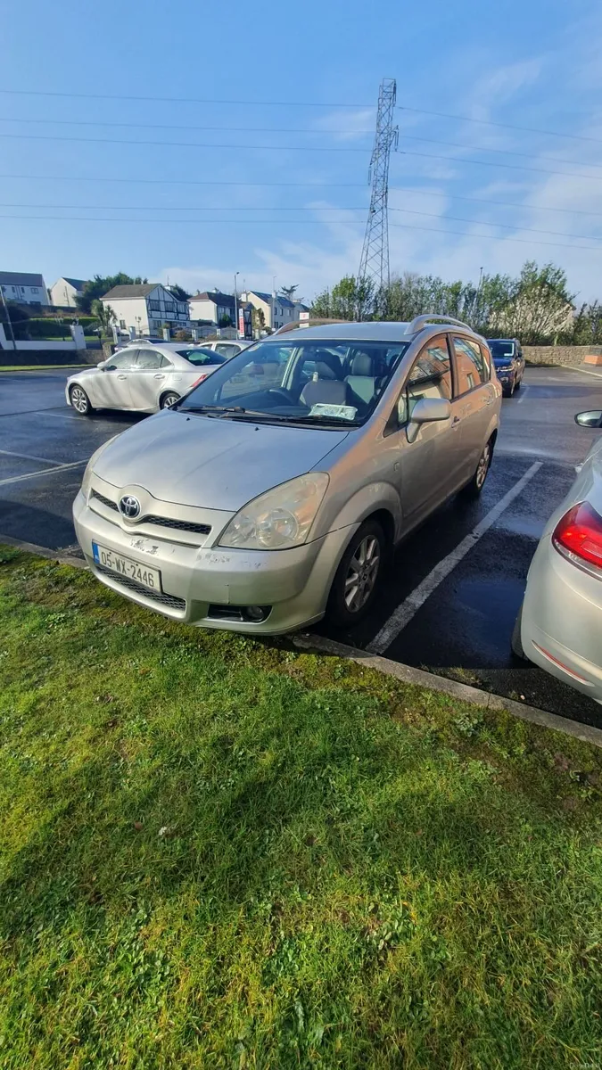 Toyota Corolla 2005 - Image 2