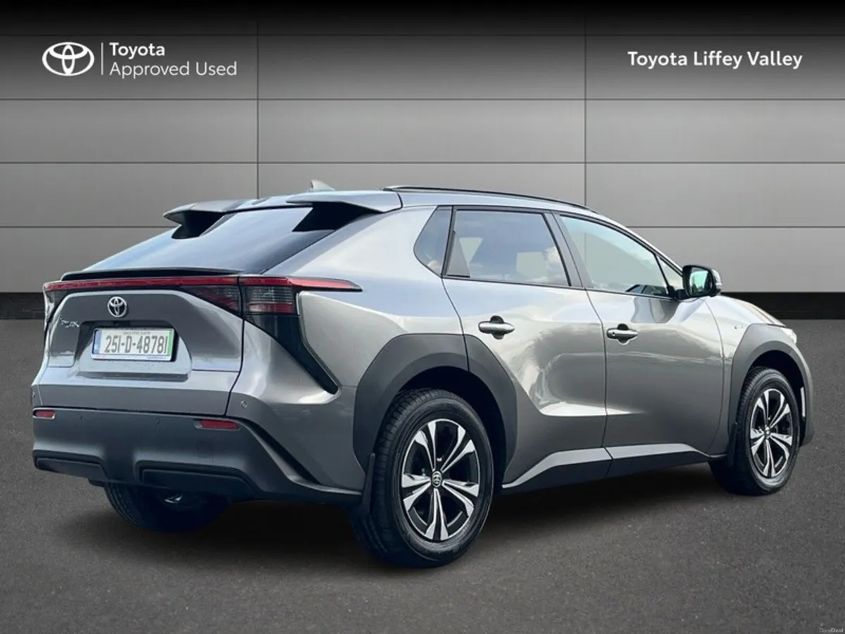 Toyota bZ4X BZ4X SPORT FWD - Image 2