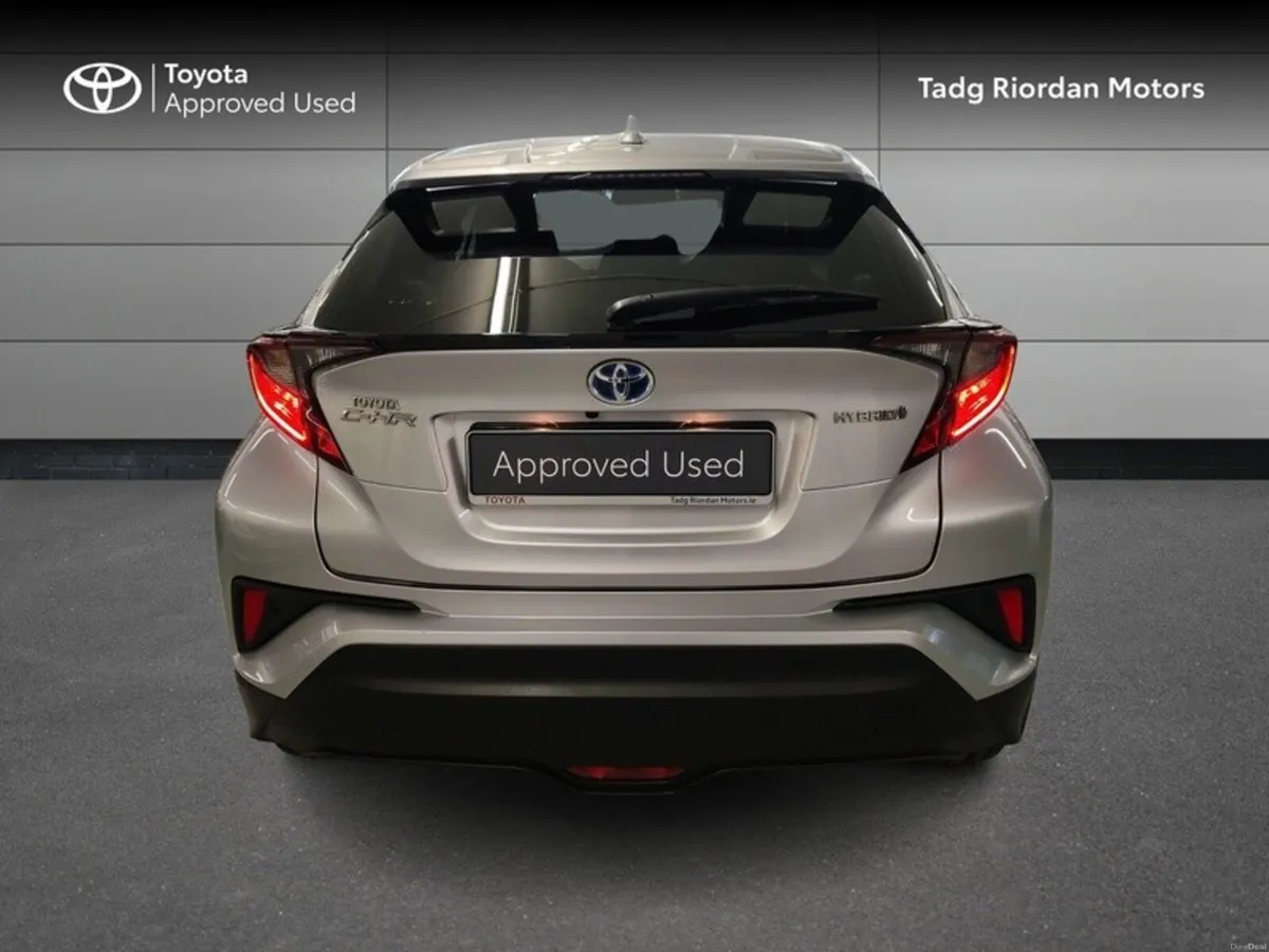 Toyota C-HR HYBRID SPORT 4DR AUTO - Image 4