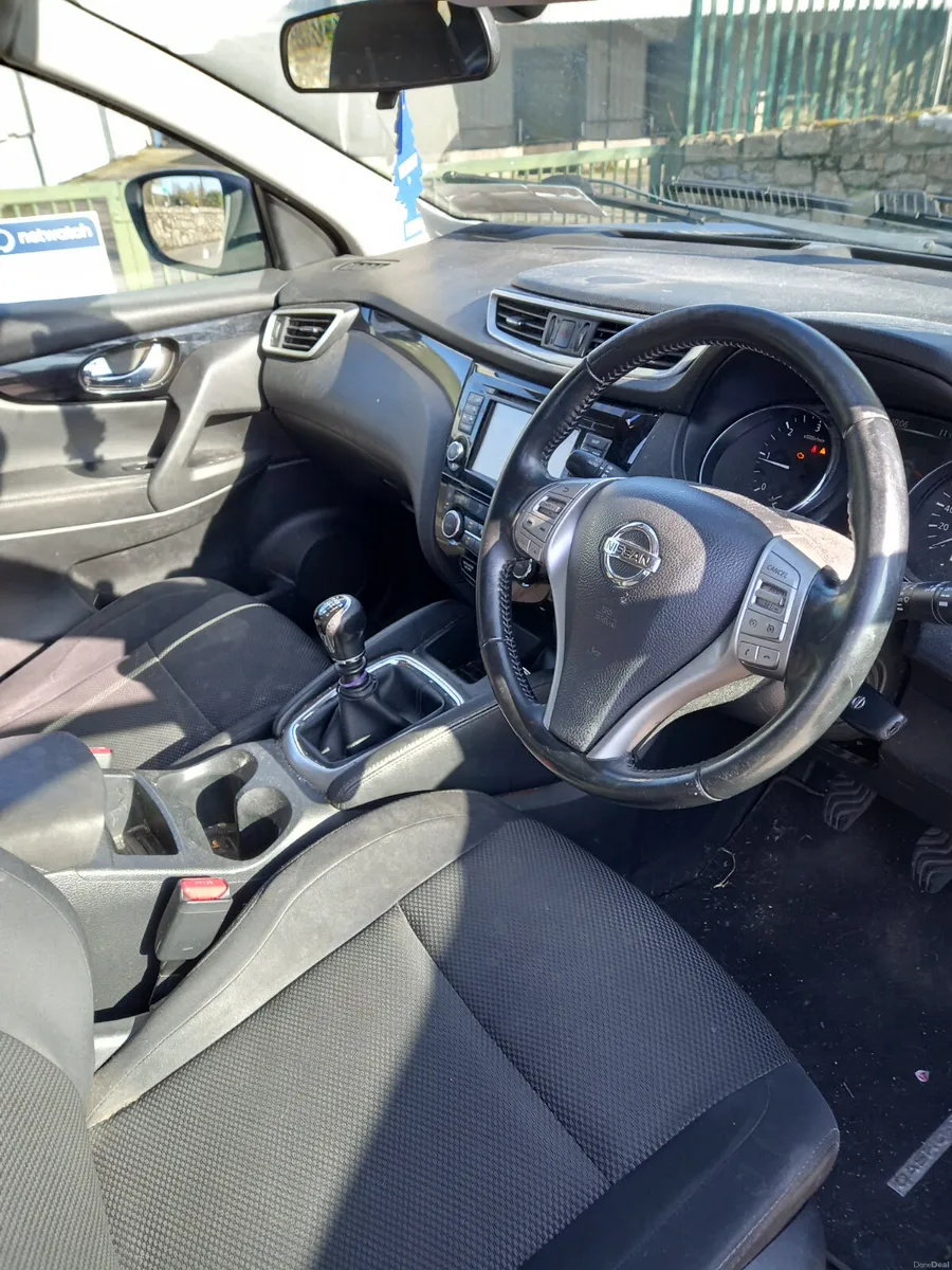 2017 Nissan Qashqai 1.5 Diesel - Image 4
