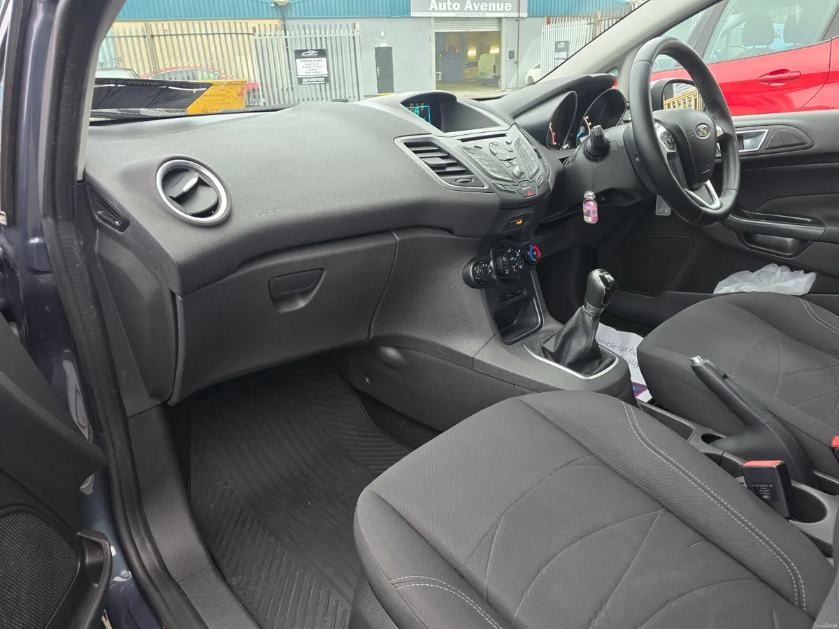 152 FORD FIESTA *1.25 ZETEC*5 DR* - Image 4