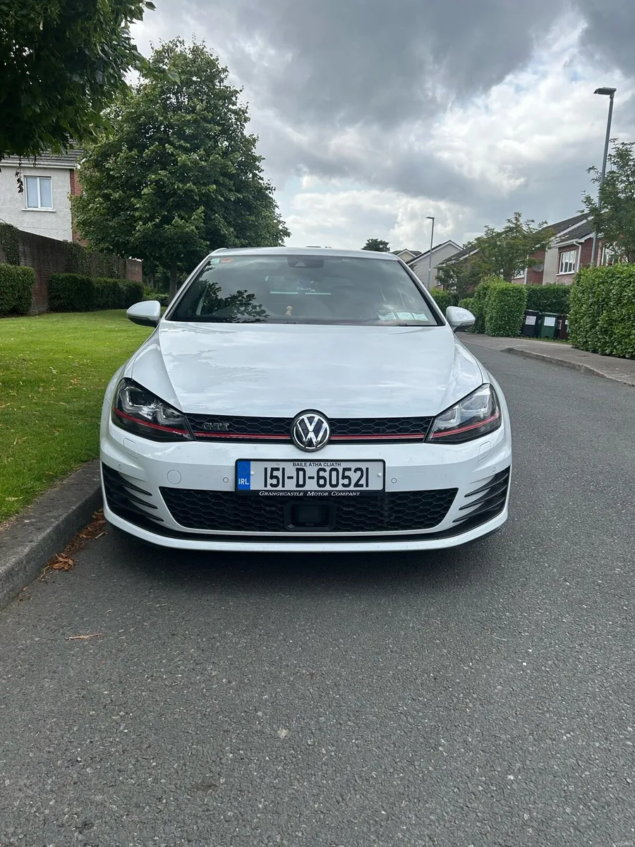Volkswagen Golf Gti 2.0 TSI DSG - Image 3