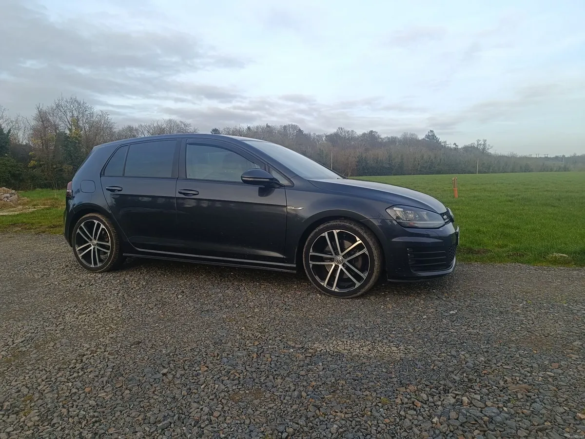 Volkswagen Golf 2016 - Image 2
