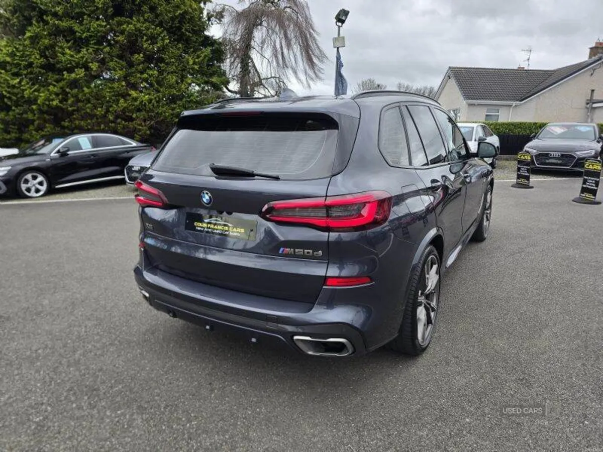 BMW X5 M50D - Image 4