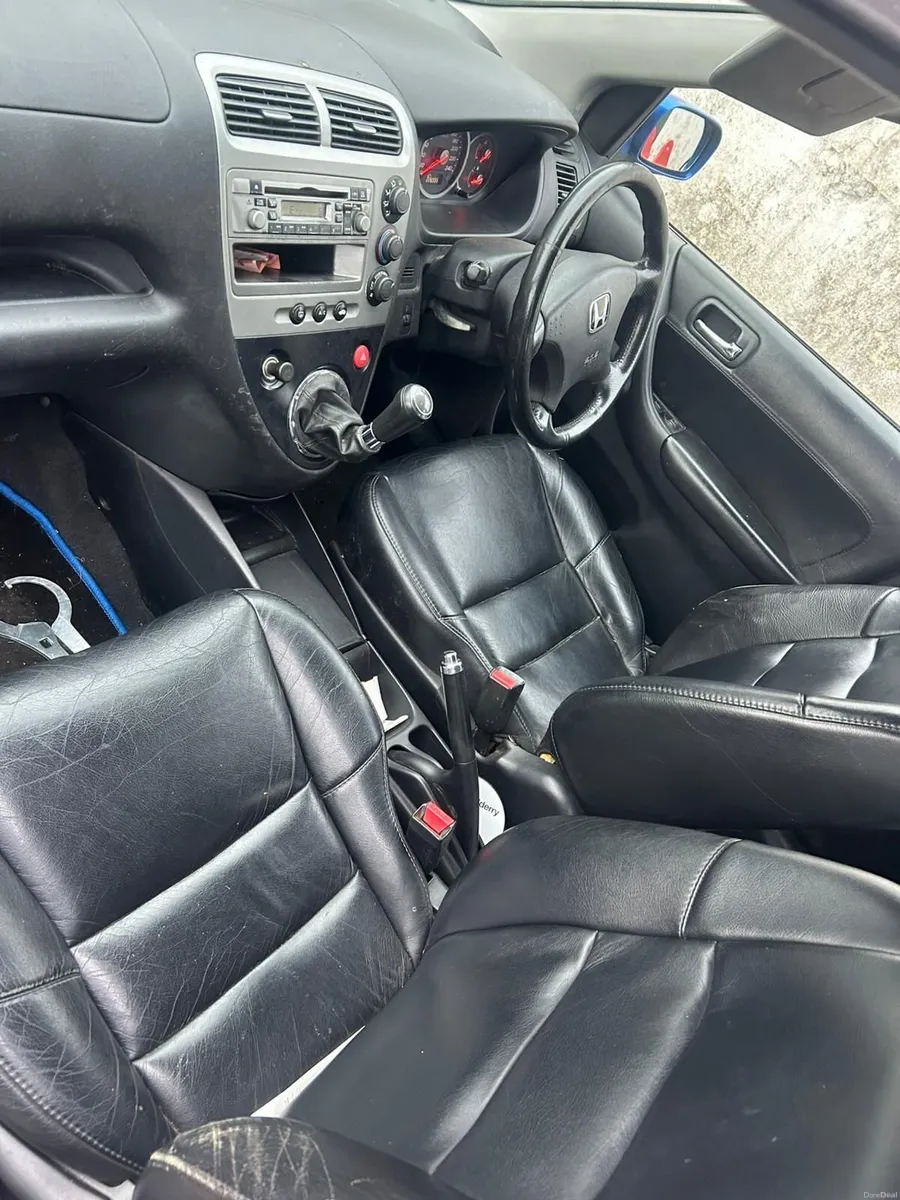 Honda Civic 2005 - Image 3