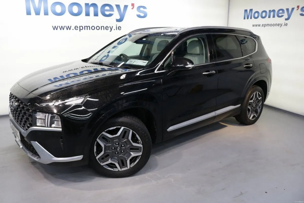 Hyundai Santa Fe PHEV 1.6L PETROL AUTOMATIC 7 SEAT - Image 2