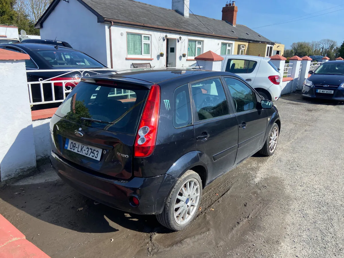 Ford Fiesta 2008 - Image 2