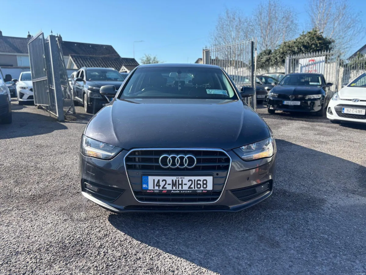 Audi A4 2014  2.0 DIESEL  LEATHER - Image 2