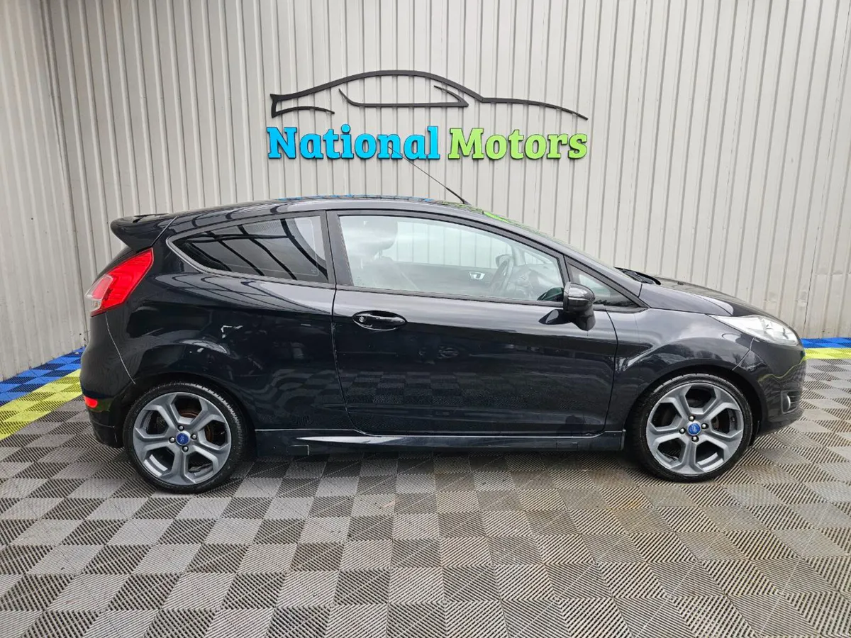 2014 Ford Fiesta 1.0 Petrol - Image 3