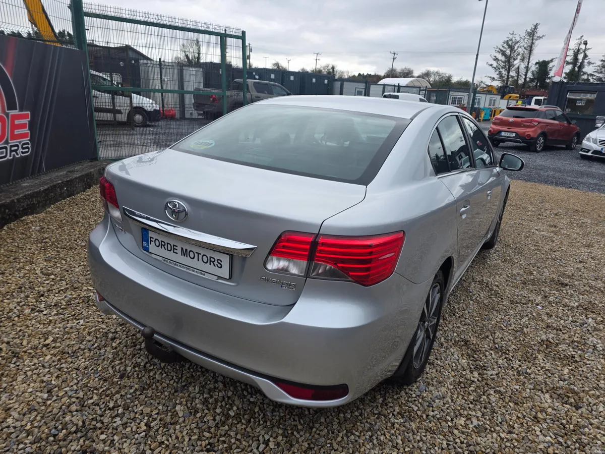 Toyota Avensis 2015 - Image 4