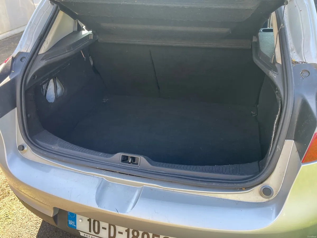 10 Renault Megane 1.5 DCI  €995 - Image 6