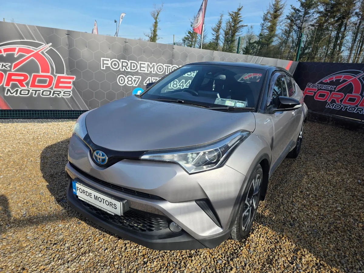 Toyota C-HR 2018 - Image 2