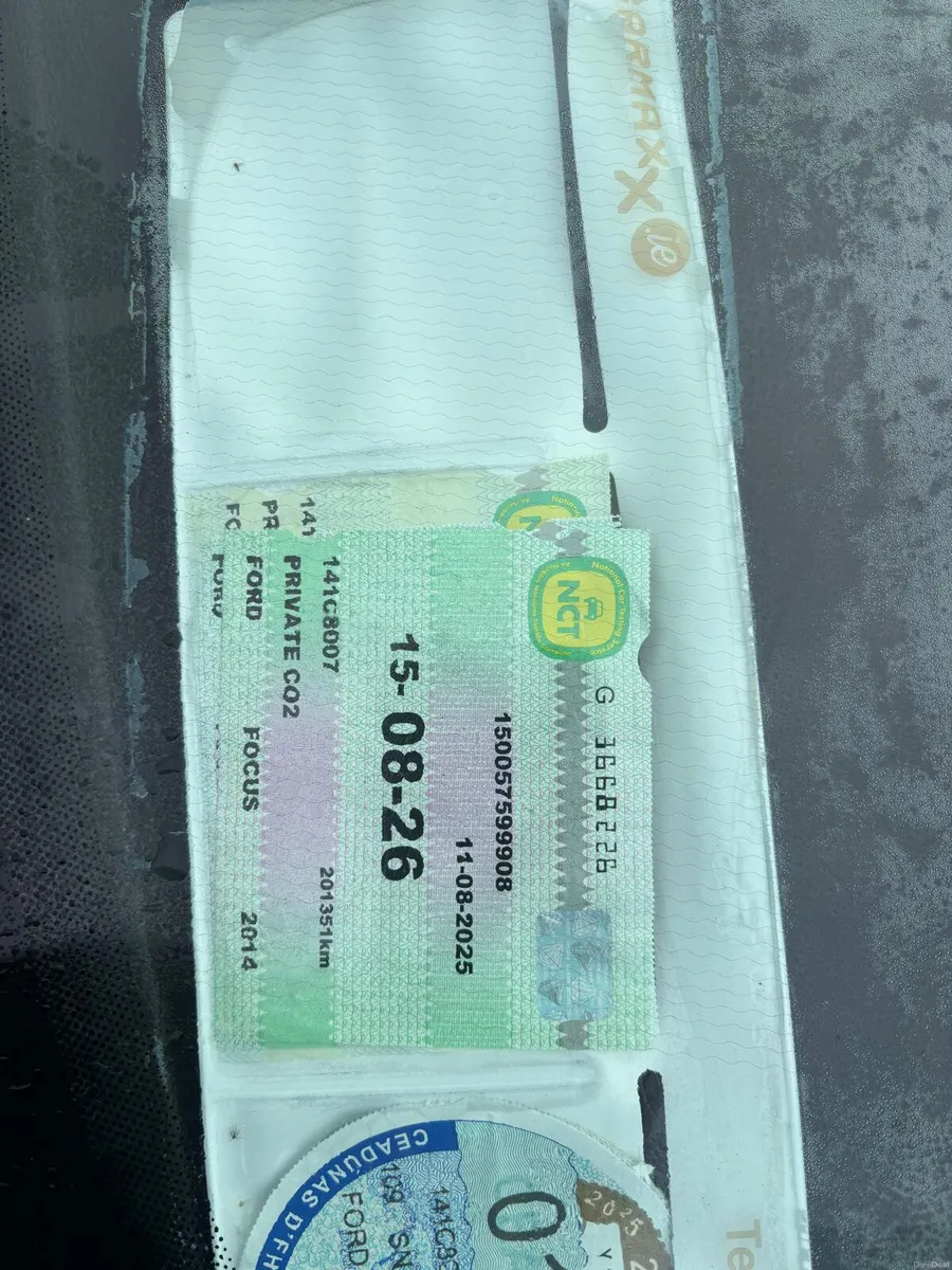 Ford Focus 2014  DIESEL  HATCHBACK - Image 4