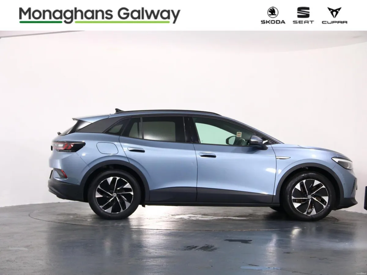 Volkswagen ID.4 LIFE DX 77KWH *REAR CAMERA* - Image 3
