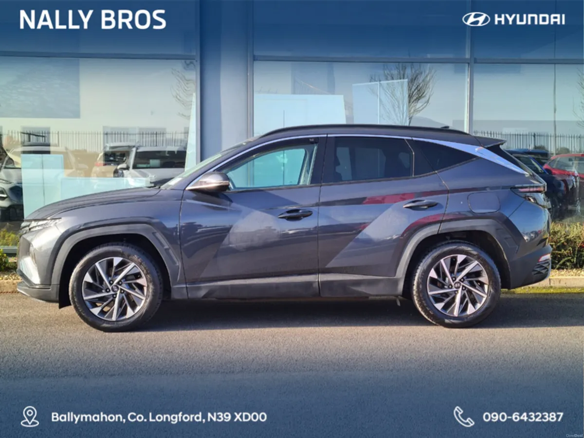 Hyundai Tucson IX35 EXECUTIVE PLUS DIESEL 5 5DR - Image 3