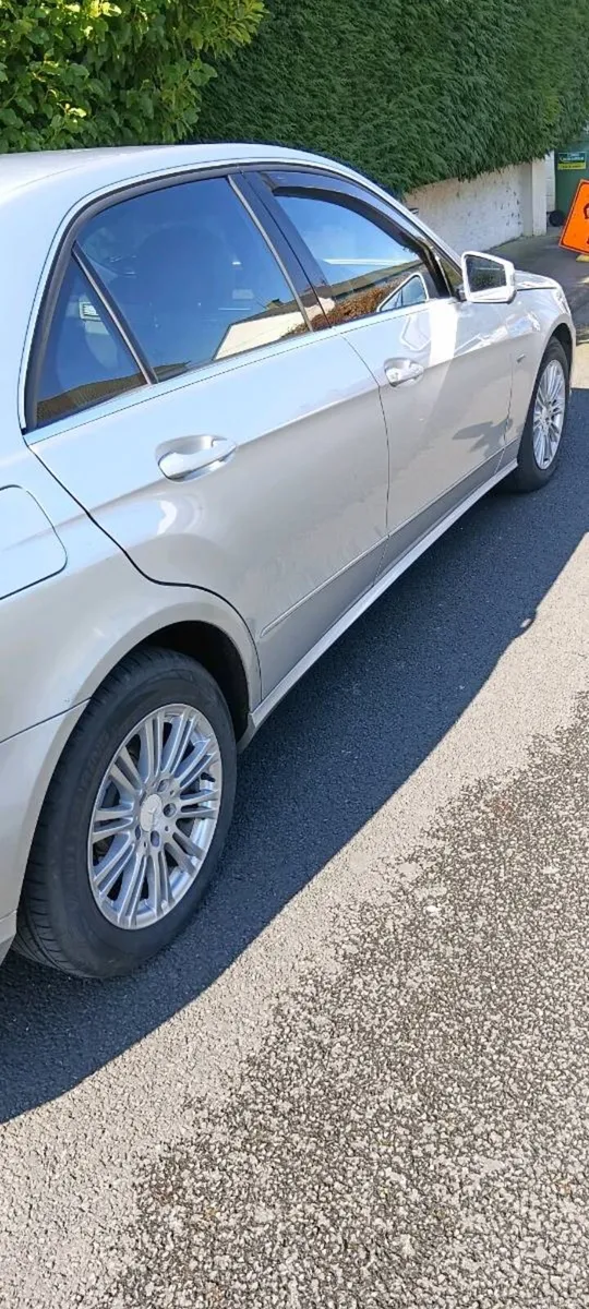 Mercedes e220d 2009 suto.nct1/27. 3450e - Image 2