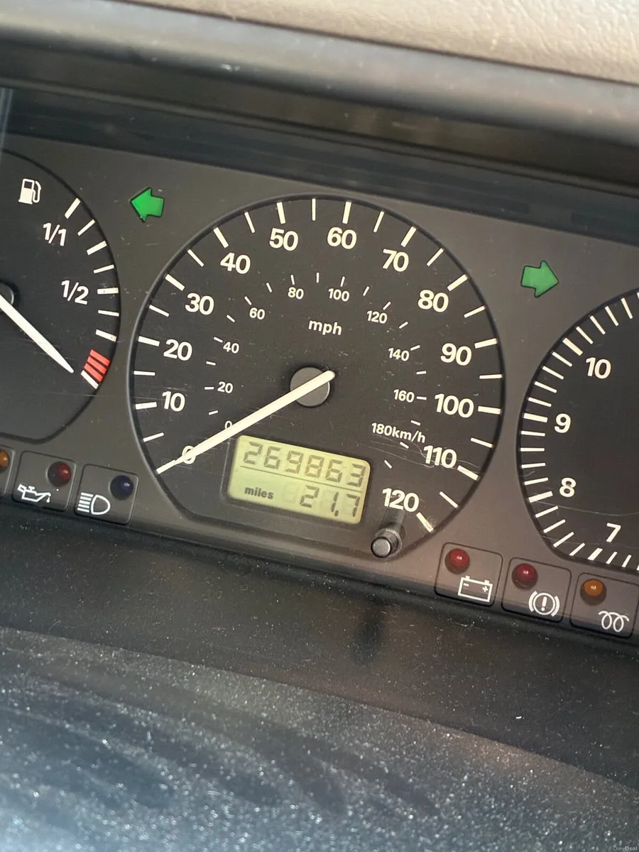 Volkswagen camper - Image 1