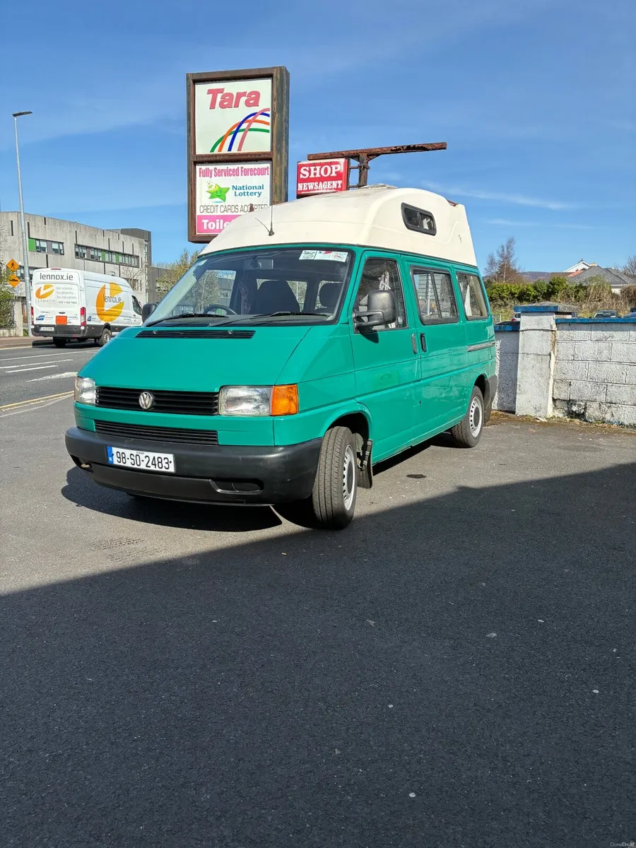 Volkswagen camper - Image 3
