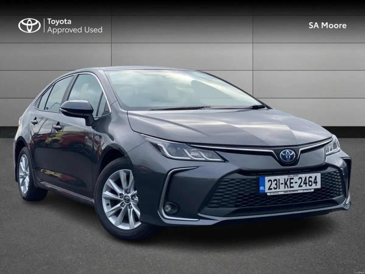 Toyota Corolla HYBRID LUNA SALOON - Image 1