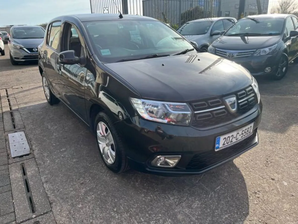 Dacia Sandero Signature SCE 75 MY20 Evap 4DR - Image 2
