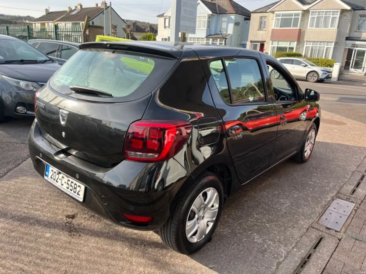 Dacia Sandero Signature SCE 75 MY20 Evap 4DR - Image 4