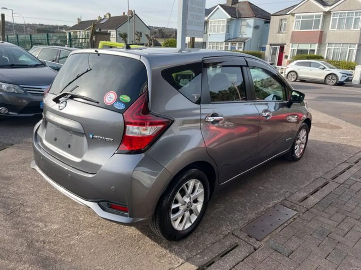 Nissan Note Hybrid automatic - Image 3